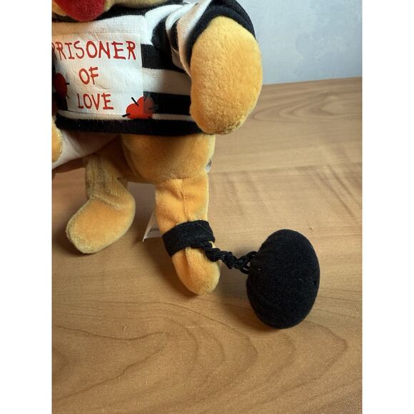 Disney Store Winnie the Pooh Prisoner of Love 8" Plush Valentines Day NWT - Picture 7 of 10